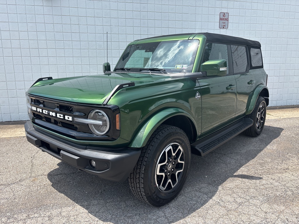 New 2025 Ford Bronco Outer Banks