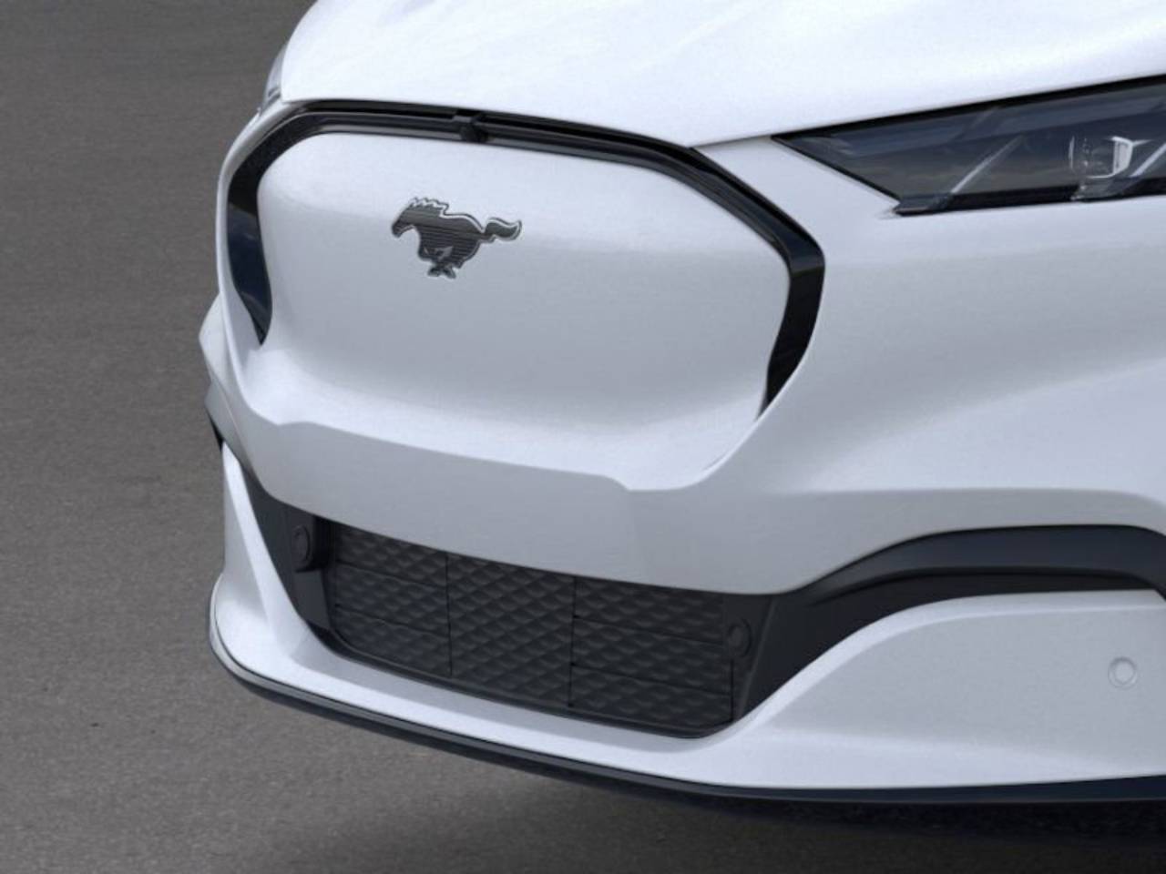 2025 Ford Mustang Mach-E Premium - Photo 17