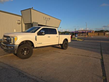 2017 Ford F-250SD LARIAT