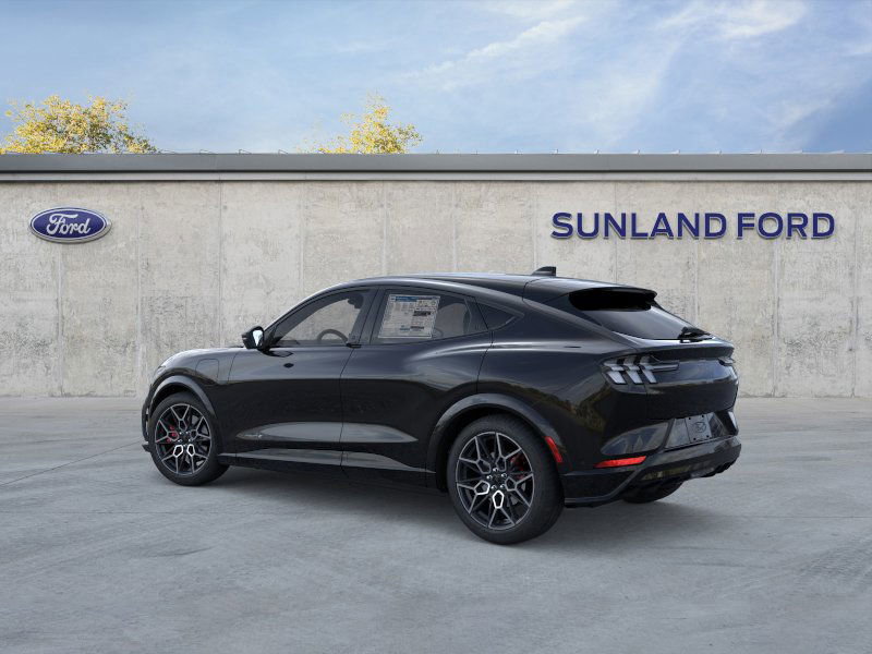 2025 Ford Mustang Mach-E GT photo 4