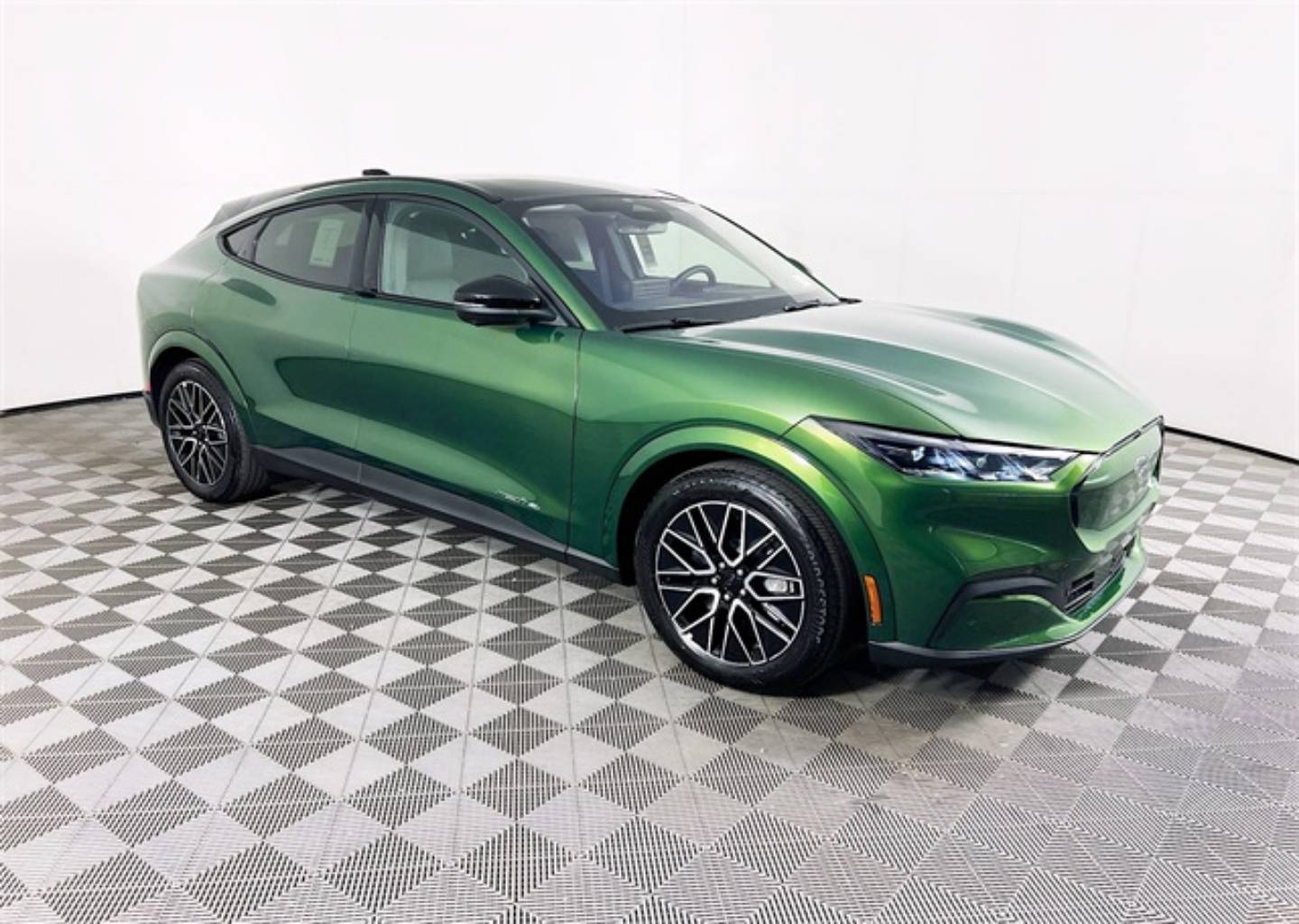 2025 Ford Mustang Mach-E Premium AWD's photo