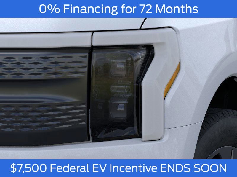 2025 Ford F-150 Lightning photo 14