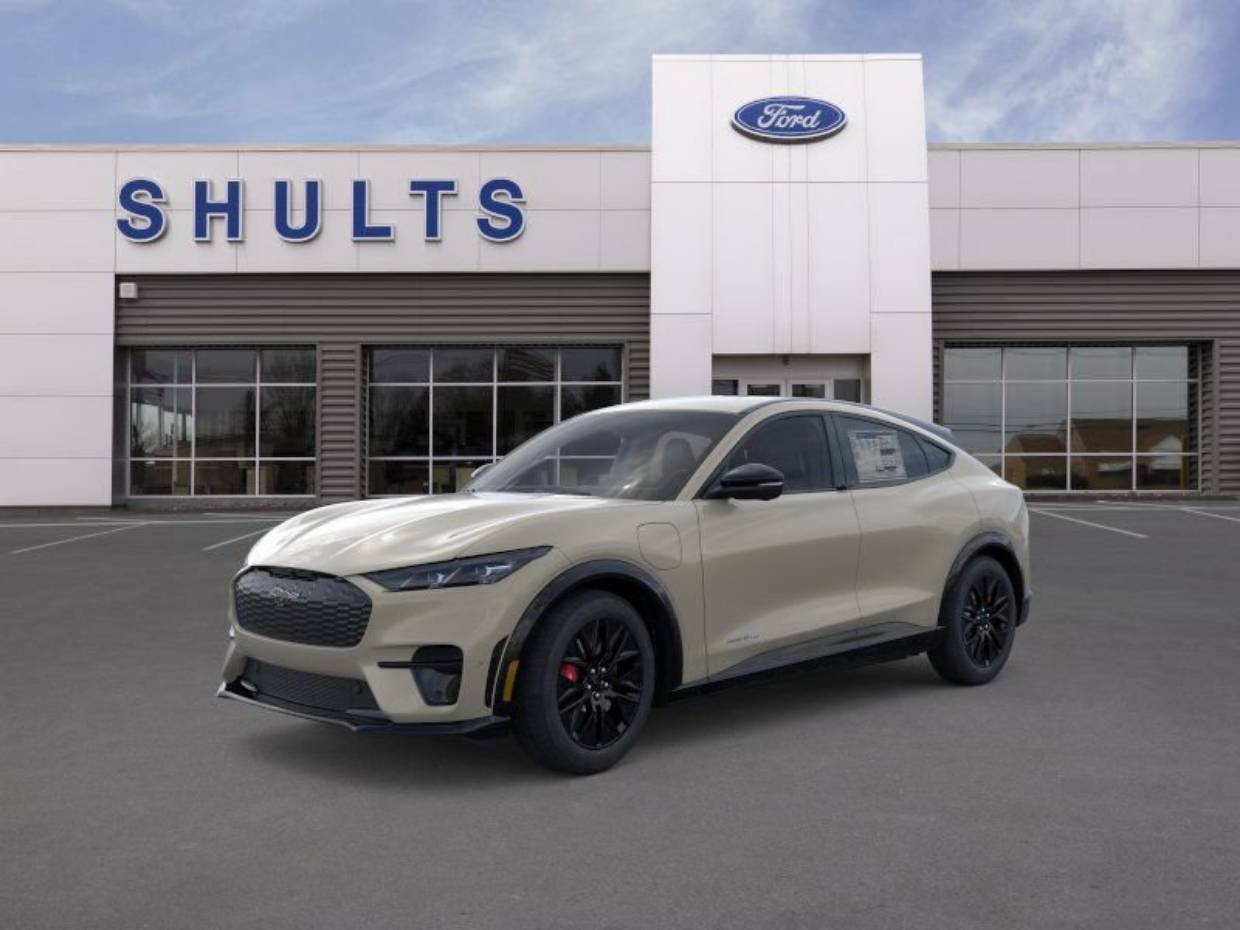 2025 Ford Mustang-Mach-e Premium's photo