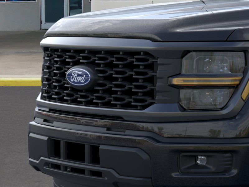 2025 Ford F-150 STX photo 13