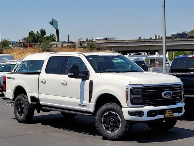 2025 Ford F-350SD Platinum