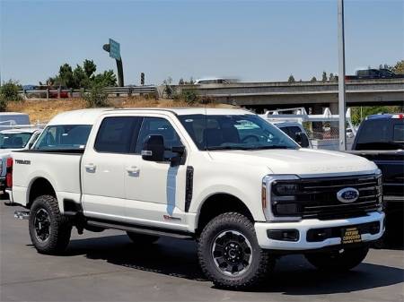 2025 Ford F-350SD Platinum