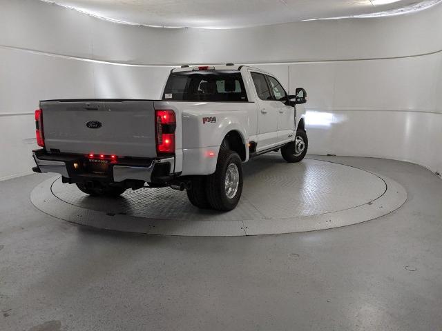 2025 Ford F-350 XL photo 2