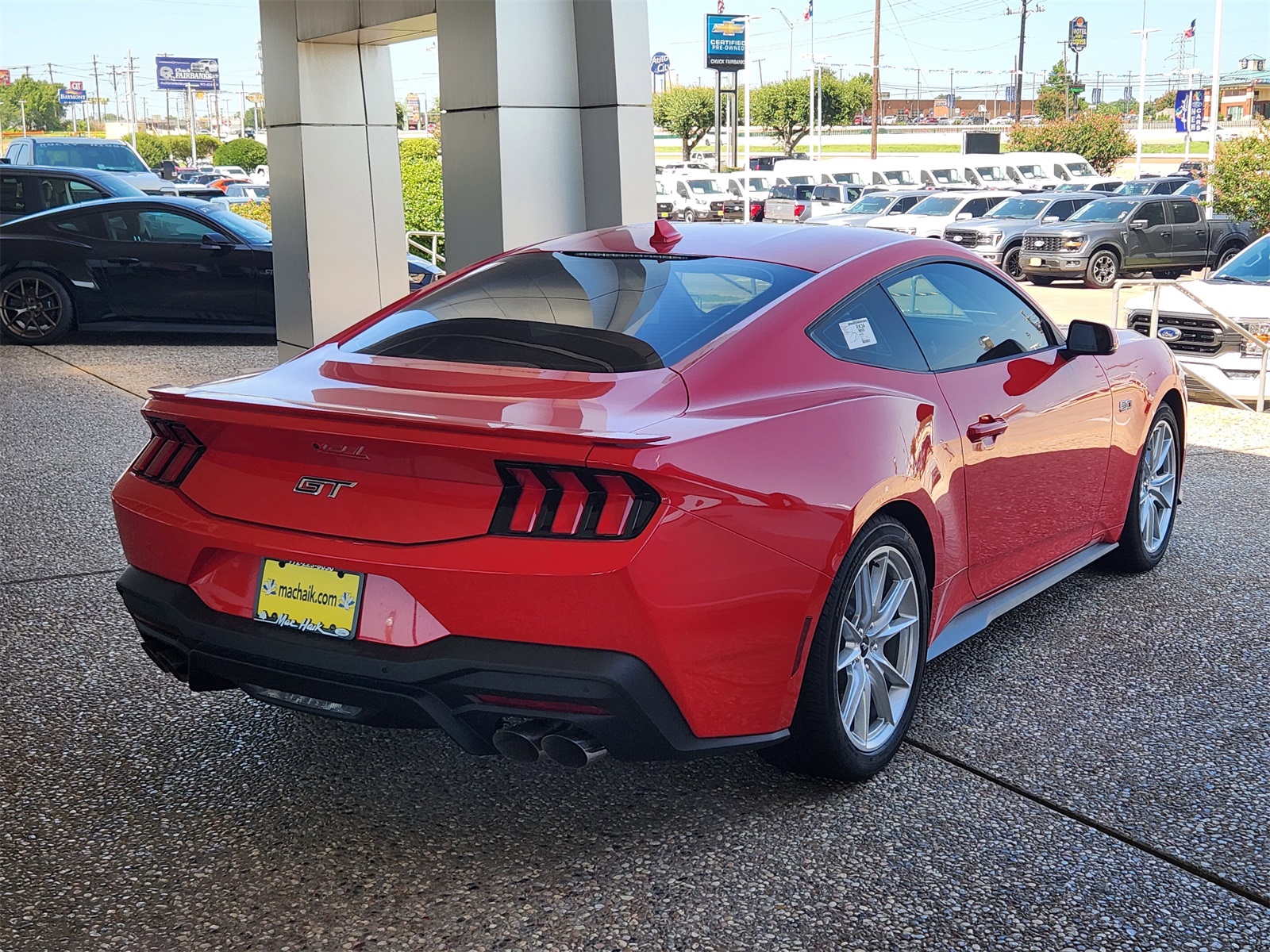 2025 Ford Mustang GT Premium photo 4