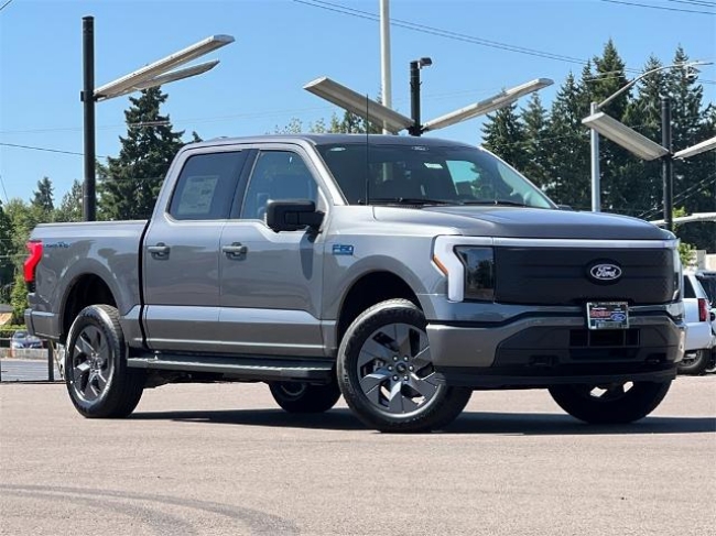 2025 Ford F-150 Lightning Flash