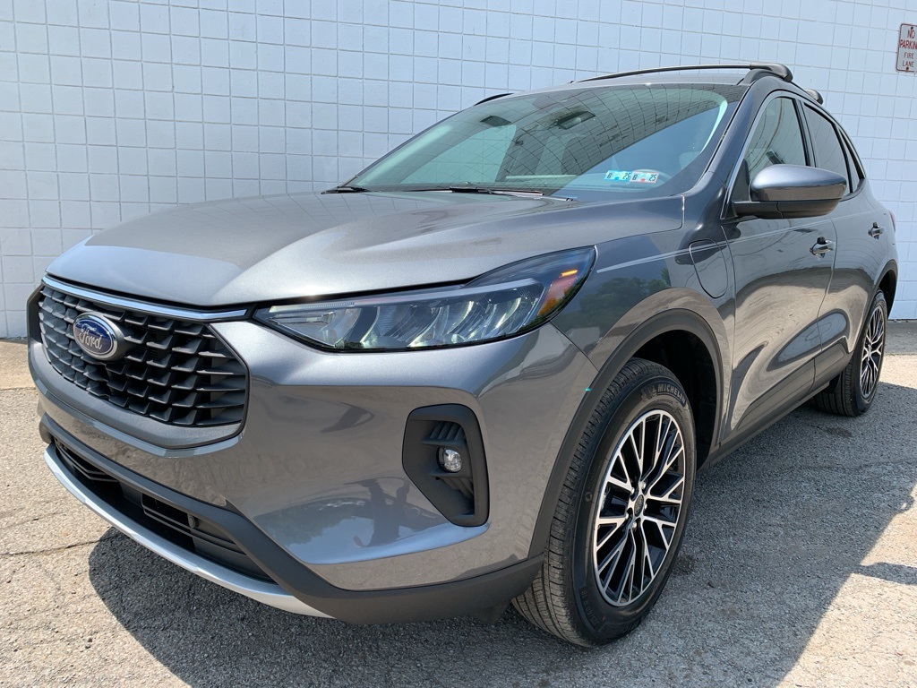 New 2024 Ford Escape Plug-In Hybrid Base