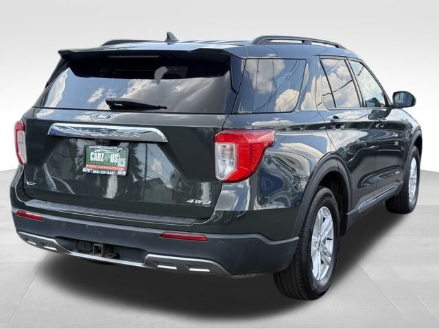 2022 Ford Explorer XLT photo 2