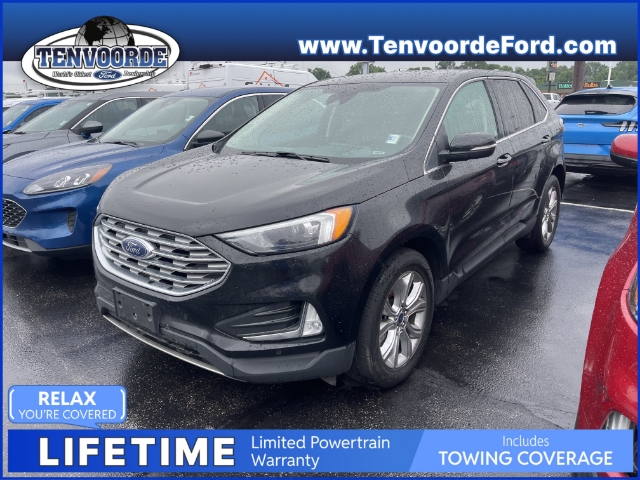 2022 Ford Edge Titanium