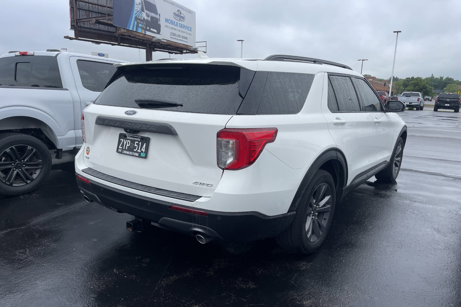 Used 2022 Ford Explorer XLT with VIN 1FMSK8DHXNGA22857 for sale in St. Cloud, Minnesota
