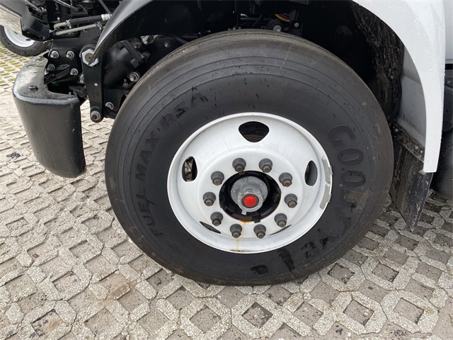 2026 Ford F-750 Base photo 16