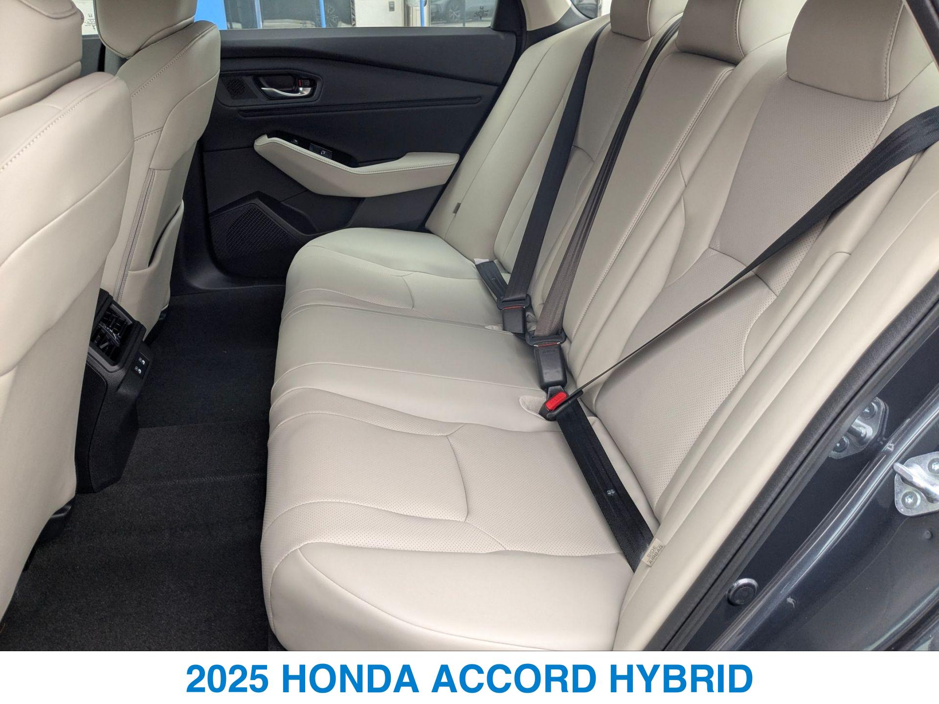 2025 Honda Accord Hybrid Touring photo 22