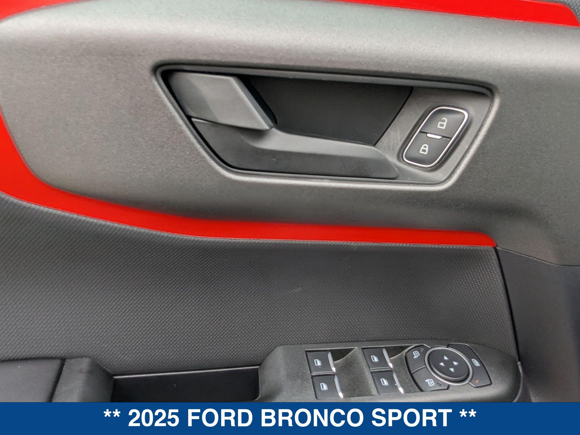 2025 Ford Bronco Sport Free Wheeling photo 3