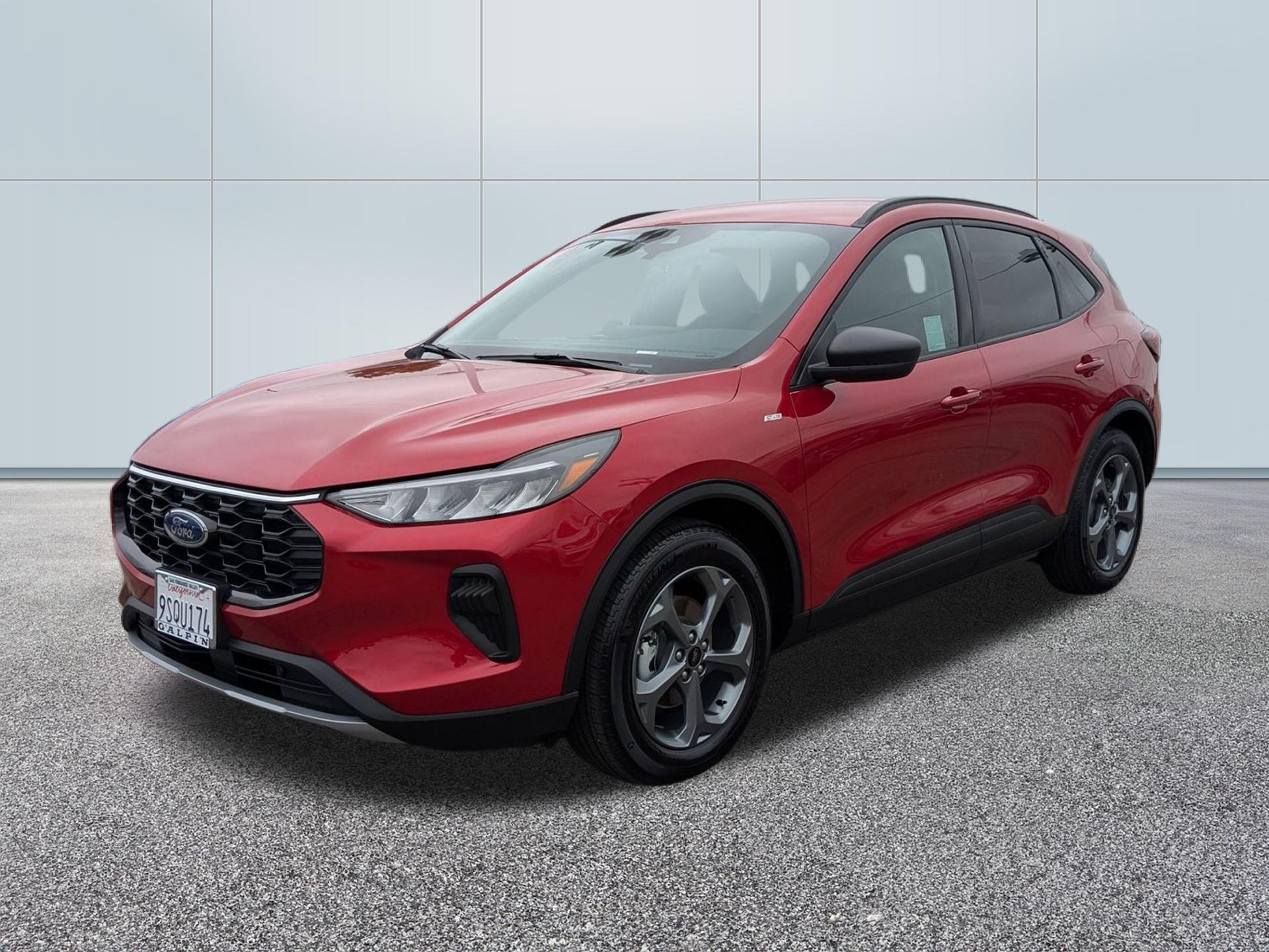 2025 Ford Escape ST-Line photo 3