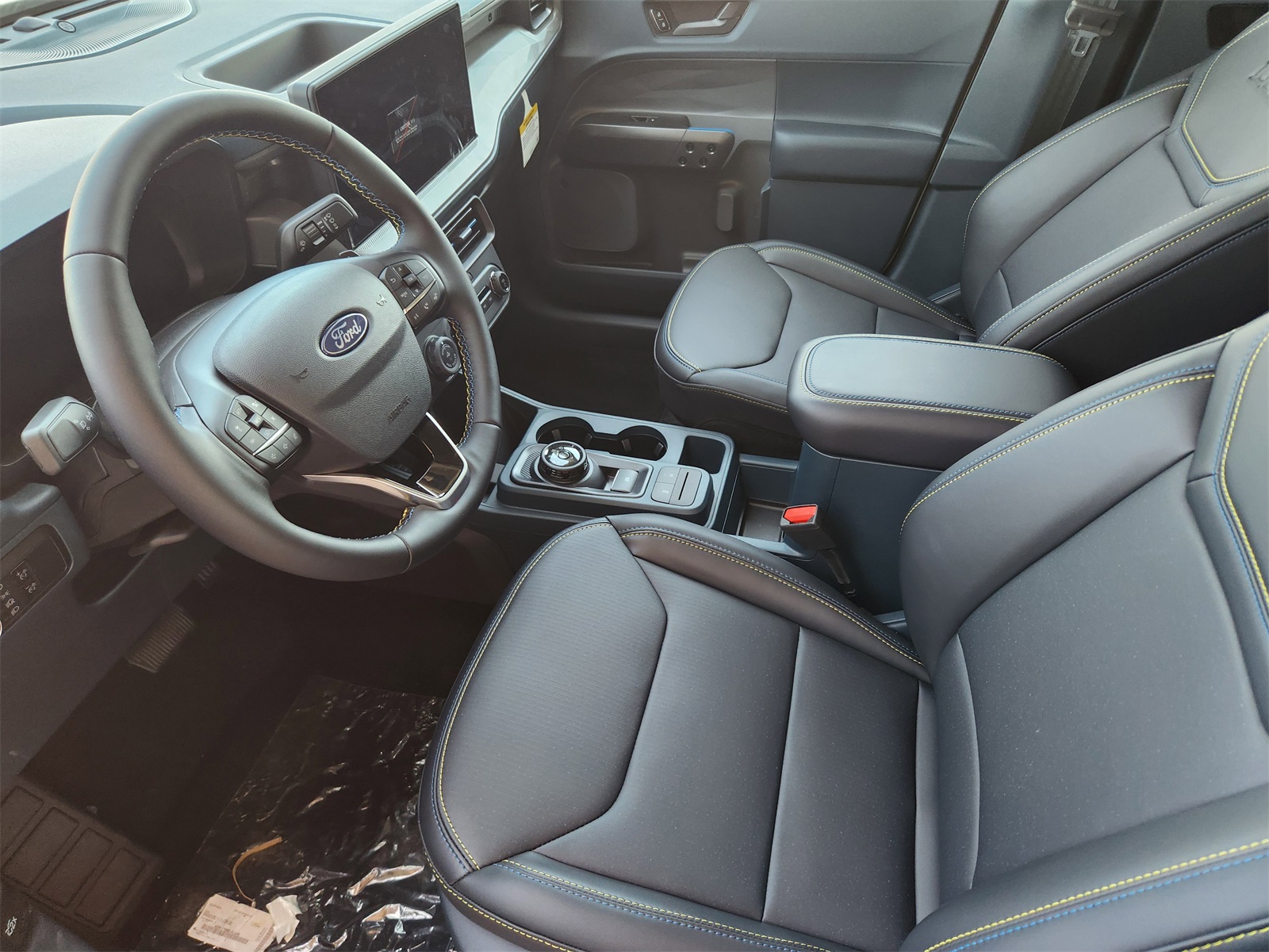 2025 Ford Maverick photo 7