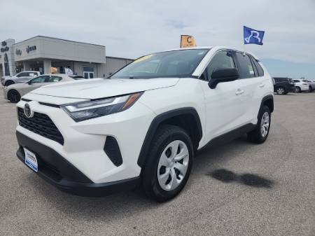 2023 Toyota RAV4 LE