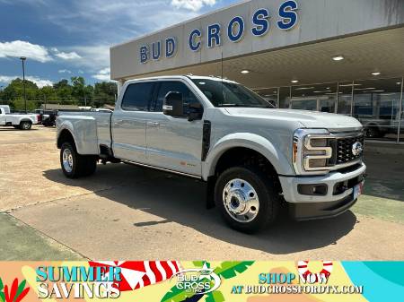 2025 Ford F-450SD Platinum