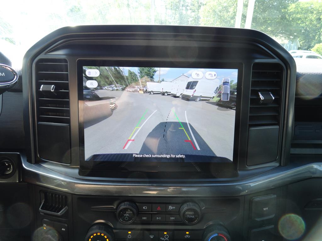 2025 Ford F-150 STX photo 16