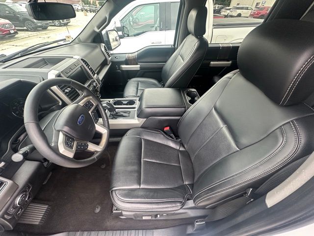 2020 Ford F-150 Lariat photo 12