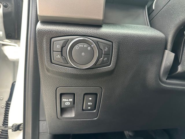 2020 Ford F-150 Lariat photo 14