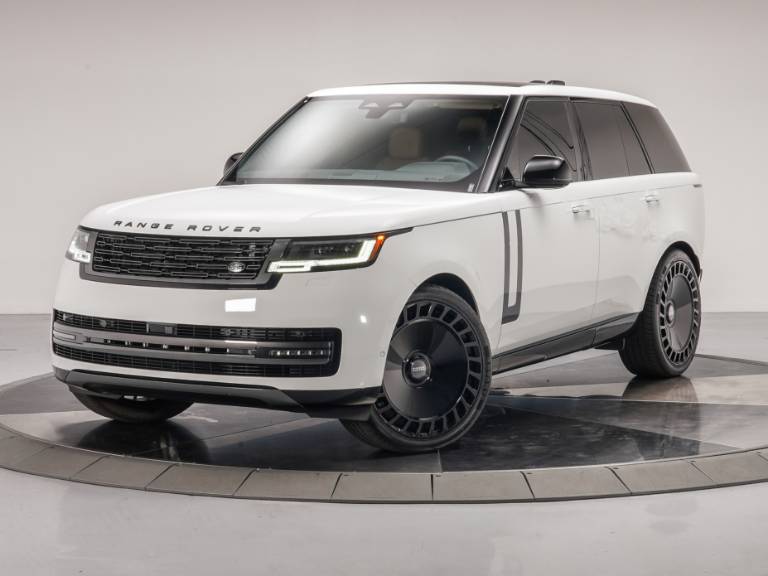 2025 Land Rover Range Rover P530 SE