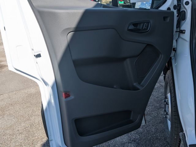 2025 Ford Transit photo 6