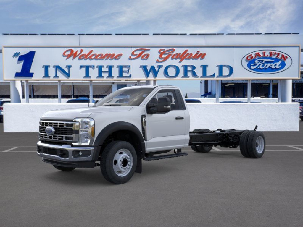 2025 Ford F-550 XLT