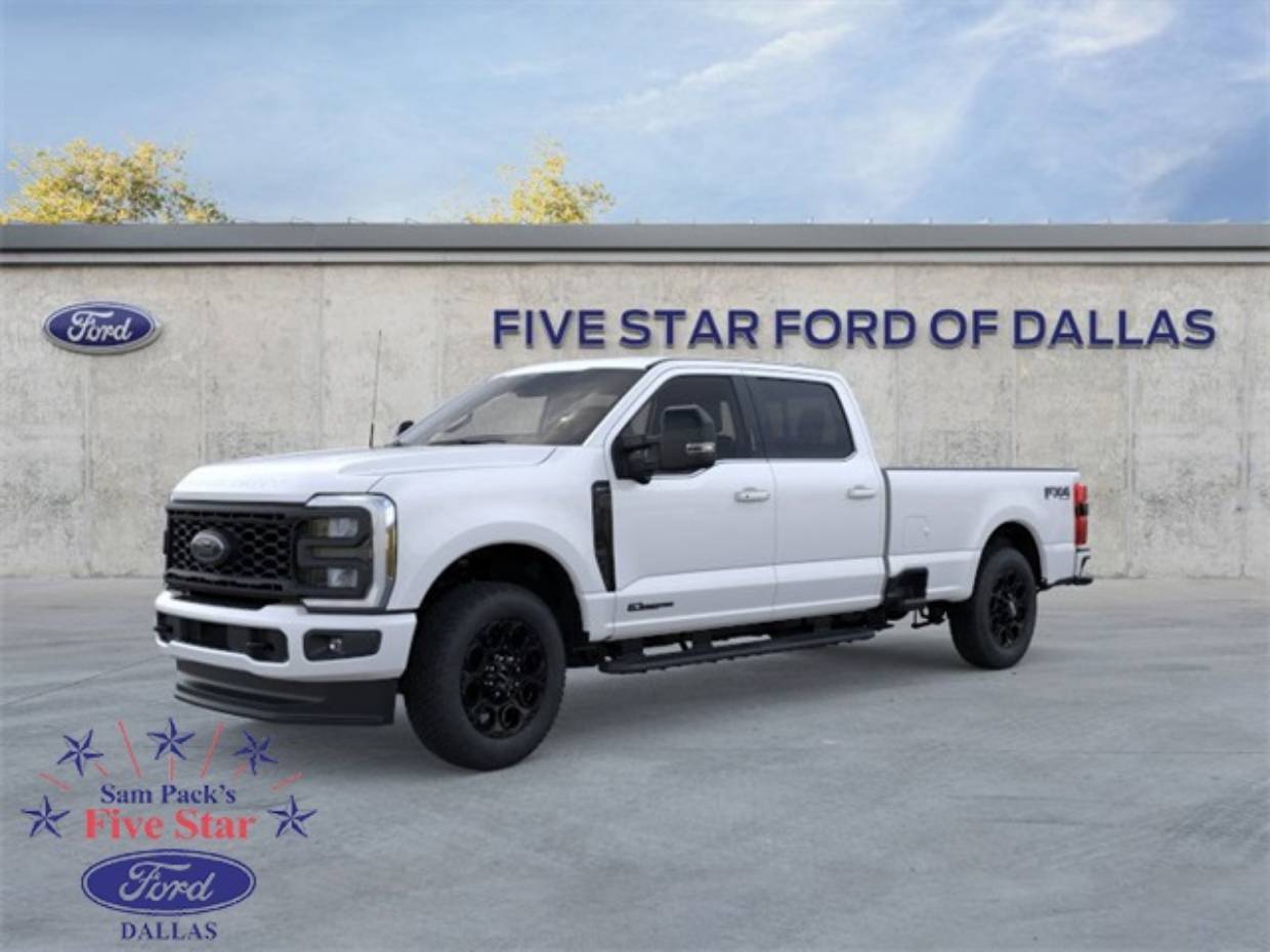 2025 Ford F-350 Super Duty Lariat's photo