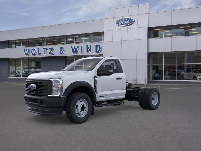 2025 Ford Super Duty F-600 DRW XL