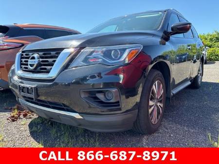 2020 Nissan Pathfinder S