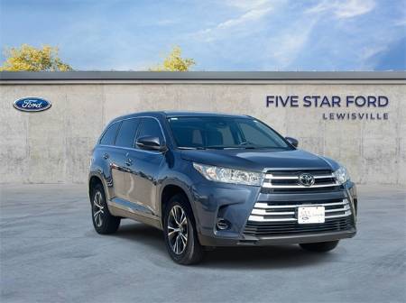 2019 Toyota Highlander LE
