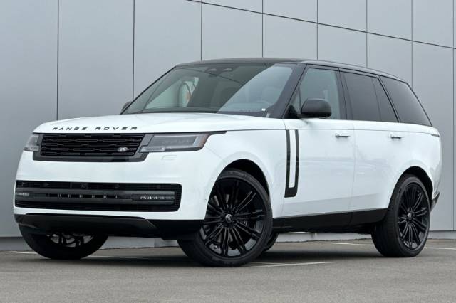 2025 Land Rover Range Rover SE