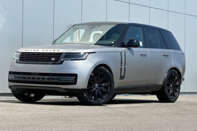 2025 Land Rover Range Rover SE