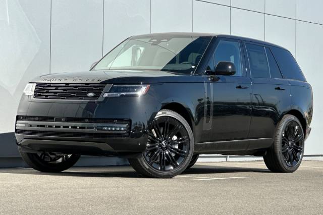 2025 Land Rover Range Rover SE
