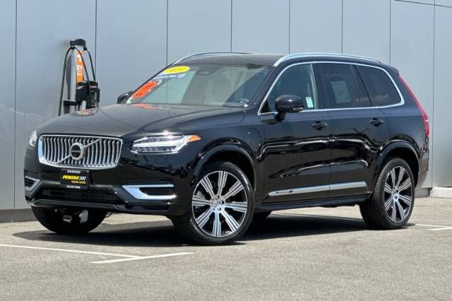 2024 Volvo XC90 Recharge Plug-In Hybrid T8 Plus Bright Theme 7 Passenger