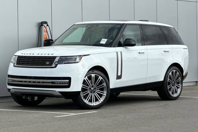 2025 Land Rover Range Rover SE