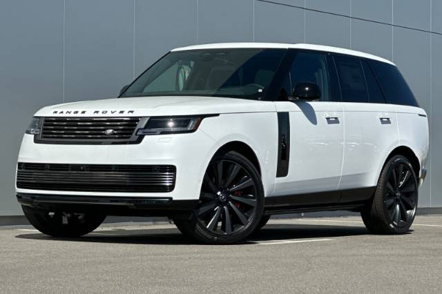 2025 Land Rover Range Rover SV