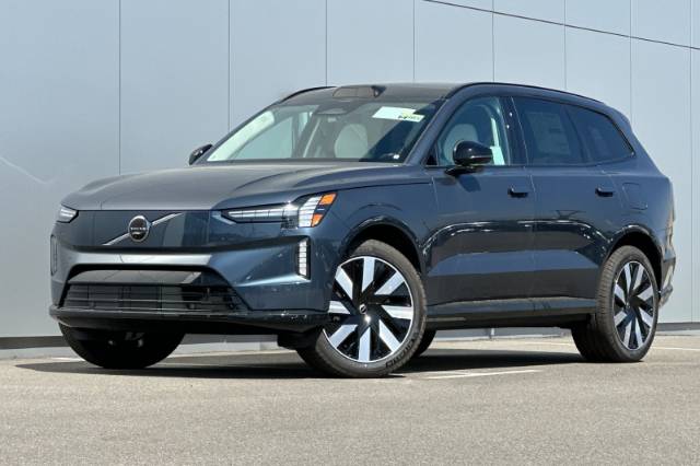 2025 Volvo EX90