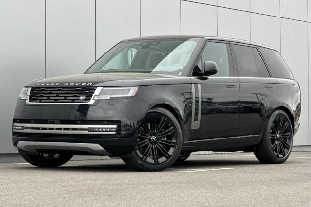 2025 Land Rover Range Rover SE