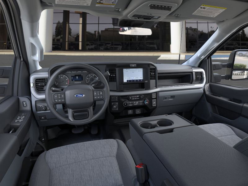 2025 Ford F-550 XL photo 9