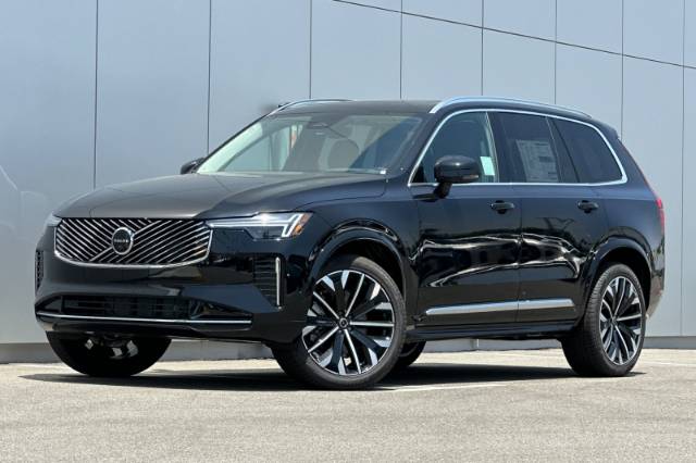 2025 Volvo XC90 B6 Ultra