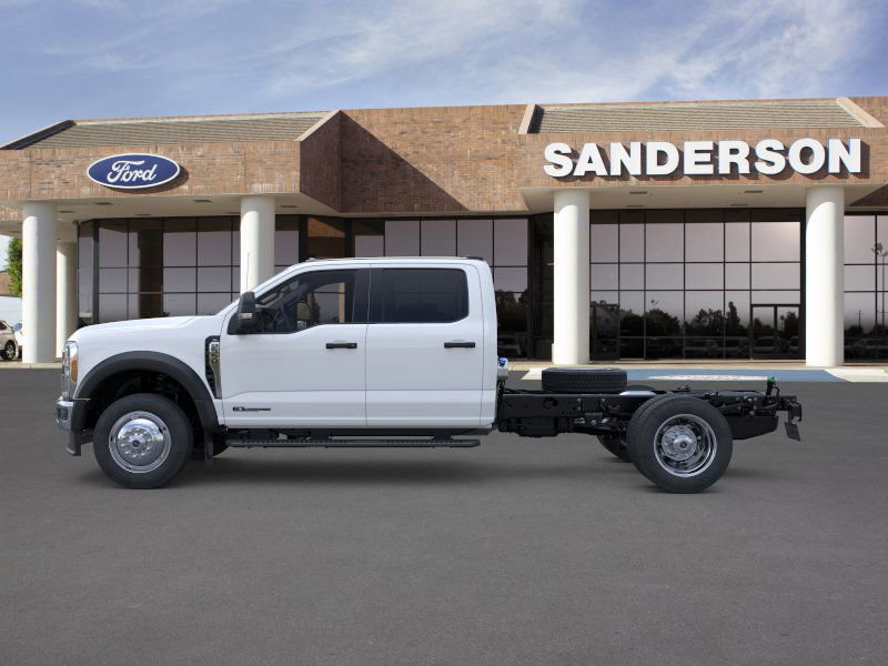 2025 Ford F-550 XL photo 4