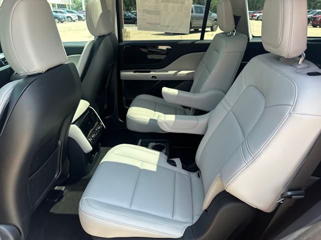 2025 Lincoln Aviator Premiere photo 24