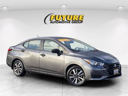2023 Nissan Versa 1.6 S