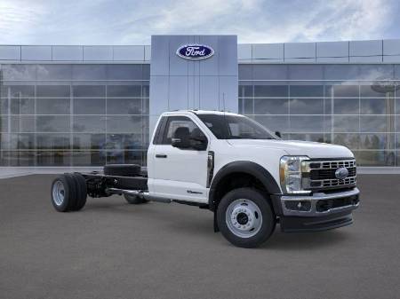 2025 Ford Super Duty F-550 DRW XLT