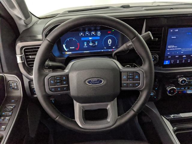2025 Ford F-250 Lariat photo 4