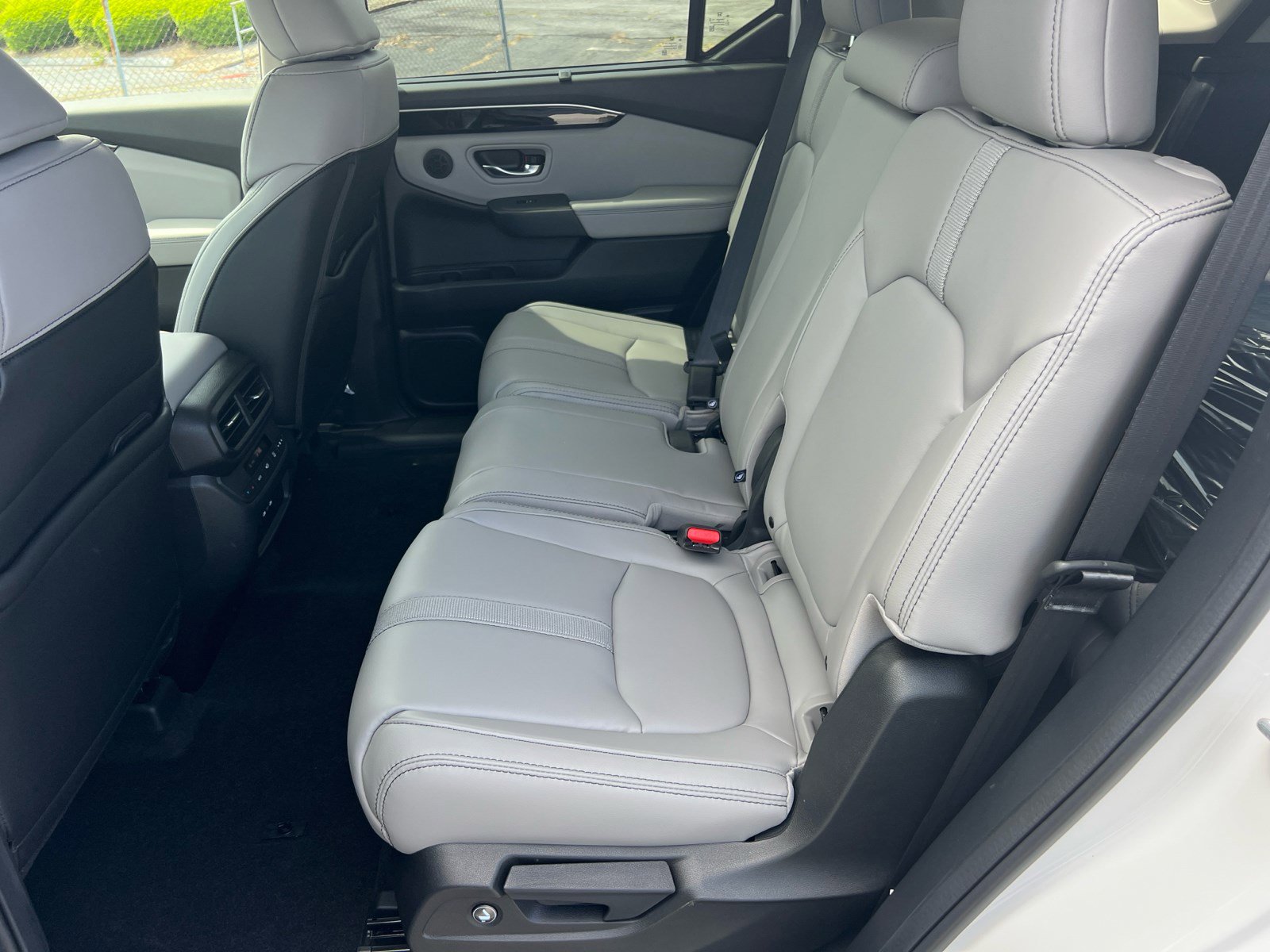 2025 Honda Pilot Touring photo 12
